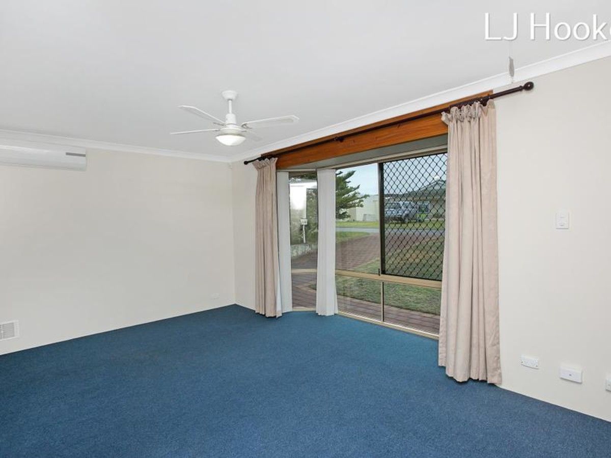 37 Mayflower Close, Port Kennedy WA 6172, Image 1