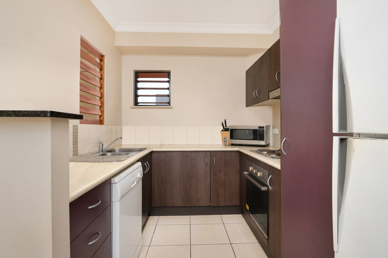 215/58-62 Ardisia Street, Smithfield QLD 4878, Image 2