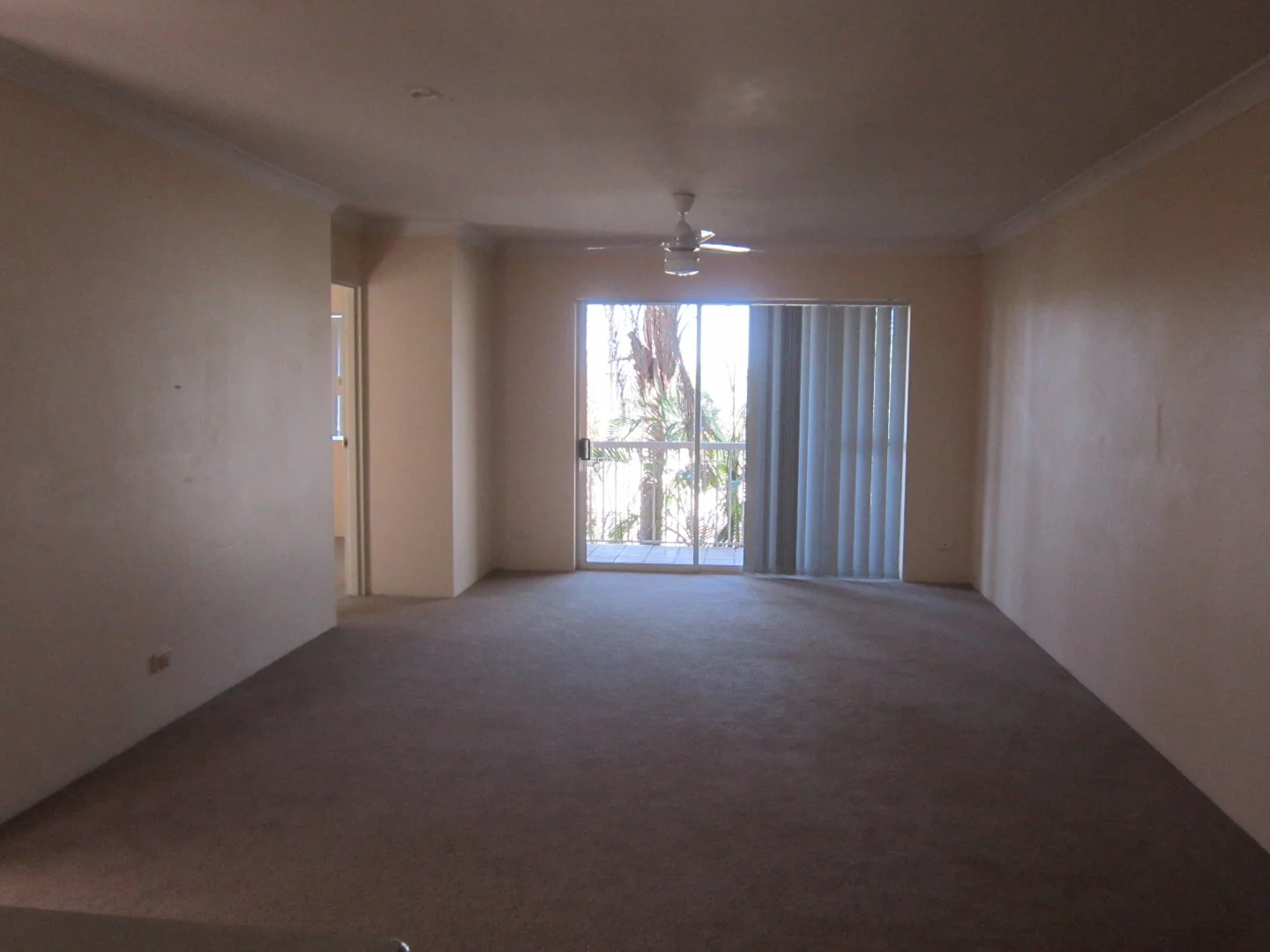 Additional image 3 of 2/237 Cavendish Road, Coorparoo QLD 4151