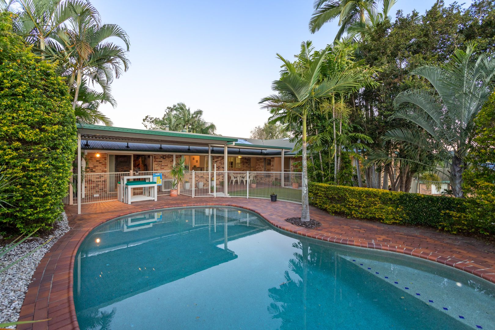 12 Kinross Place, Ferny Grove Property History & Address Research Domain