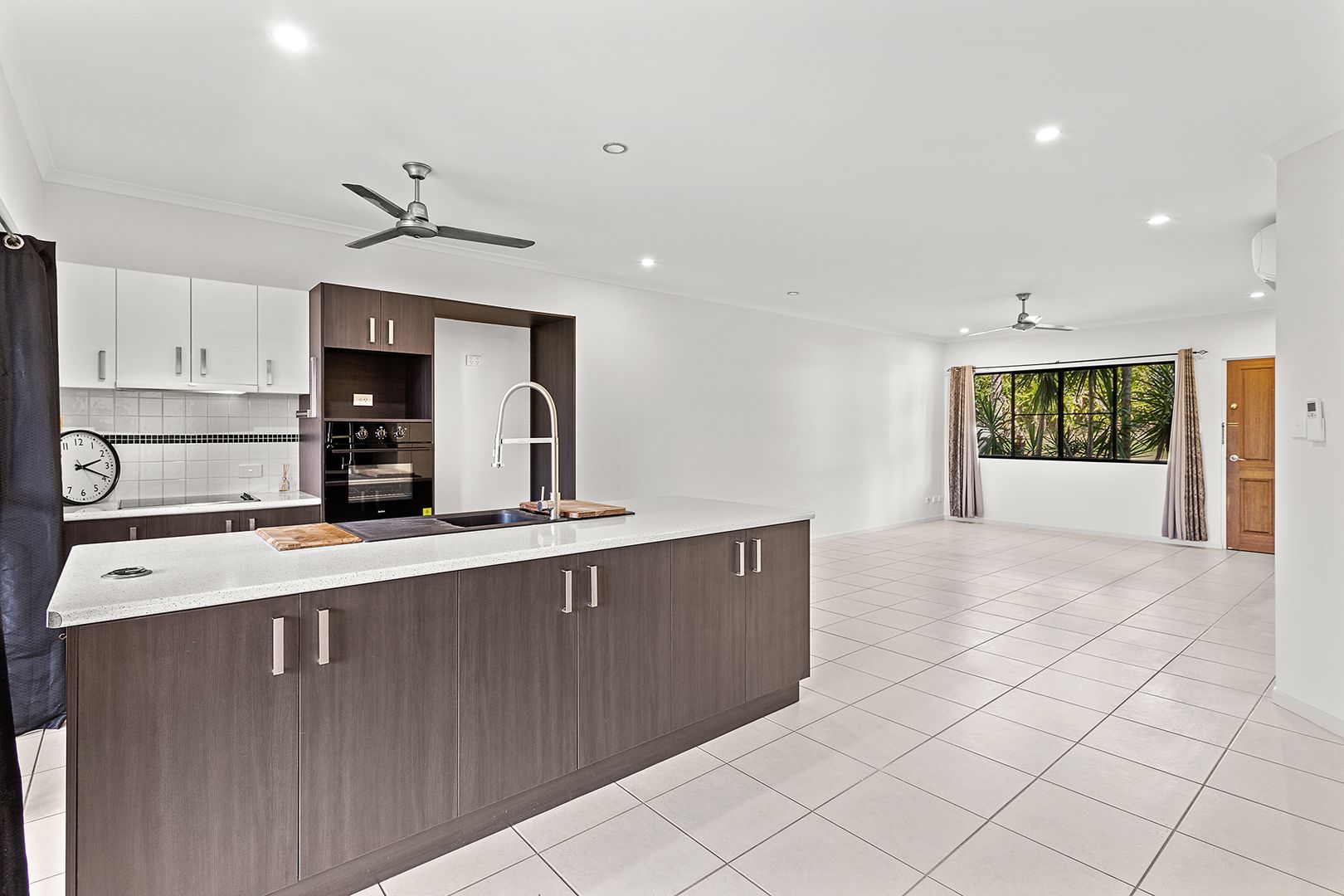 5/25 Abell Road, Cannonvale QLD 4802 Apartment For Rent 650 Domain