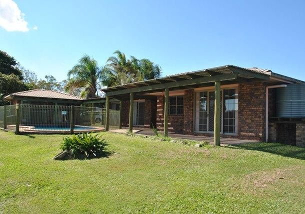 33 Roberts Road North, Torbanlea QLD 4662