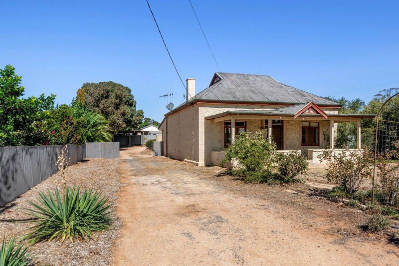 31 Gogel Road, Moorook SA 5332, Image 1