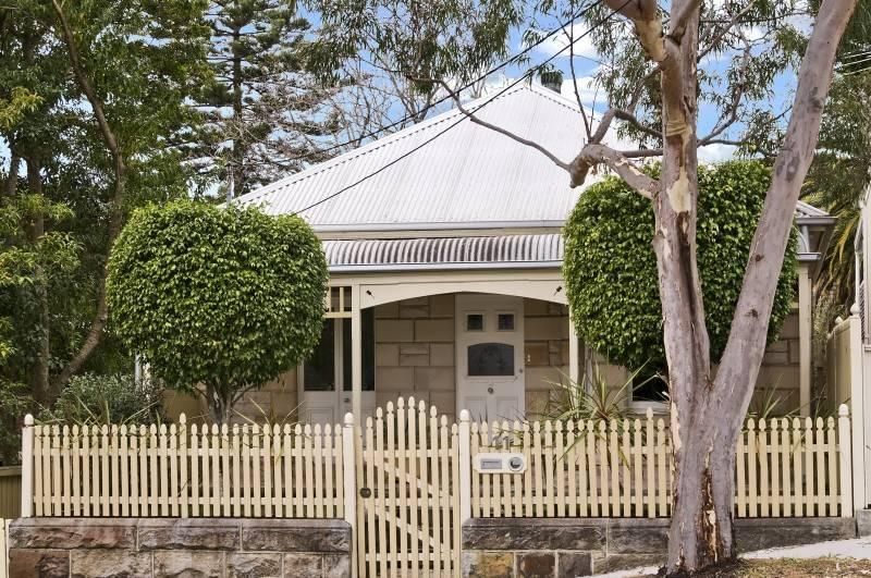 11 Armstrong Street, Cammeray Property History & Address Research