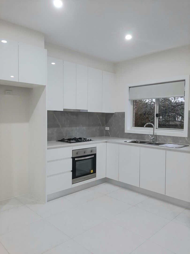 2 bedrooms House in 29a Debrincat Avenue ST MARYS NSW, 2760