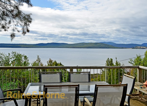 20 Craigs Hill Road, Boomer Bay TAS 7177