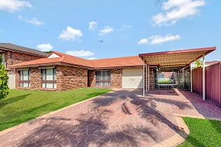 8 Plato Place, Wetherill Park NSW 2164