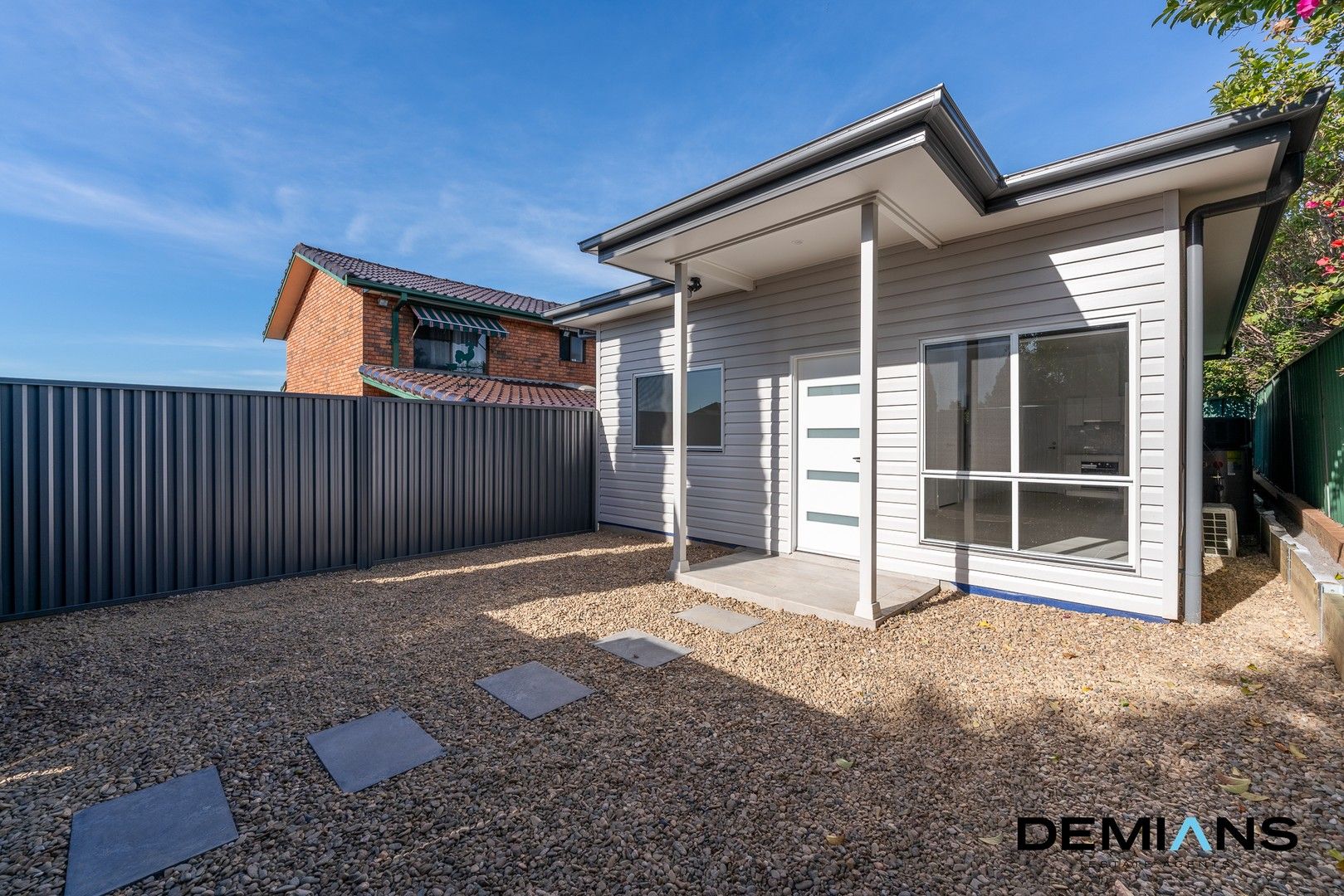 2 bedrooms Studio in 28a Malinya Crescent MOOREBANK NSW, 2170