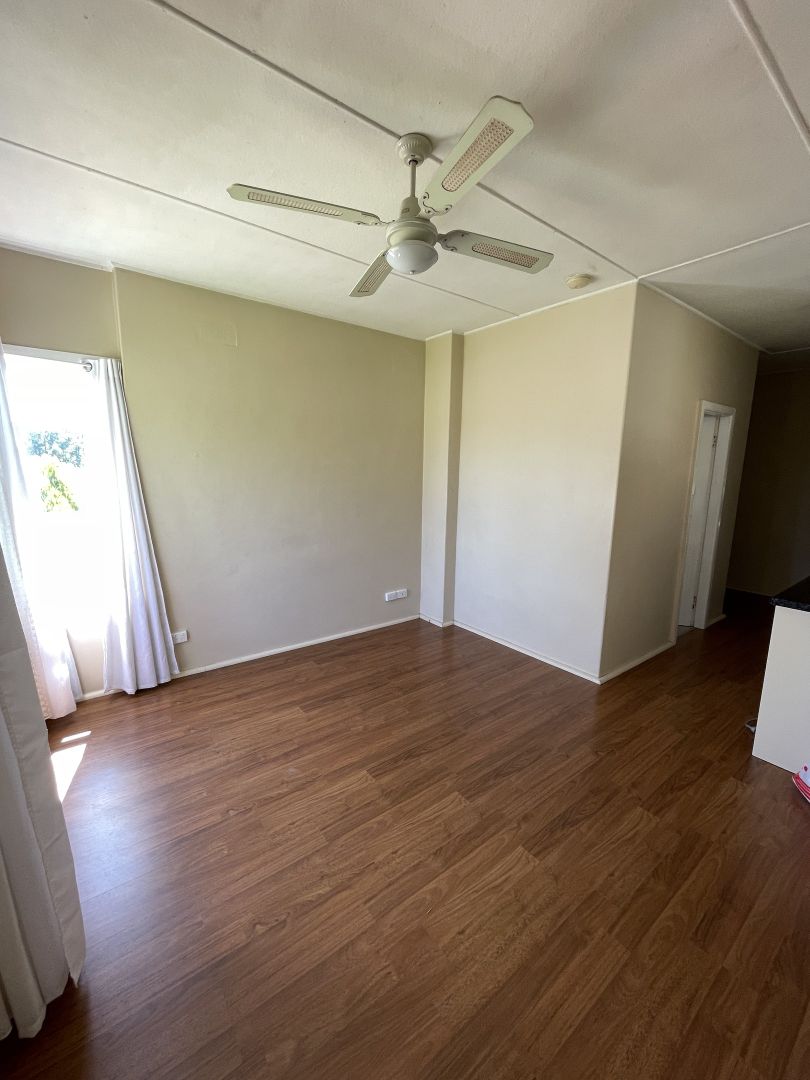 4/810 Robertson Street, Tumut NSW 2720 Apartment For Rent 150 Domain