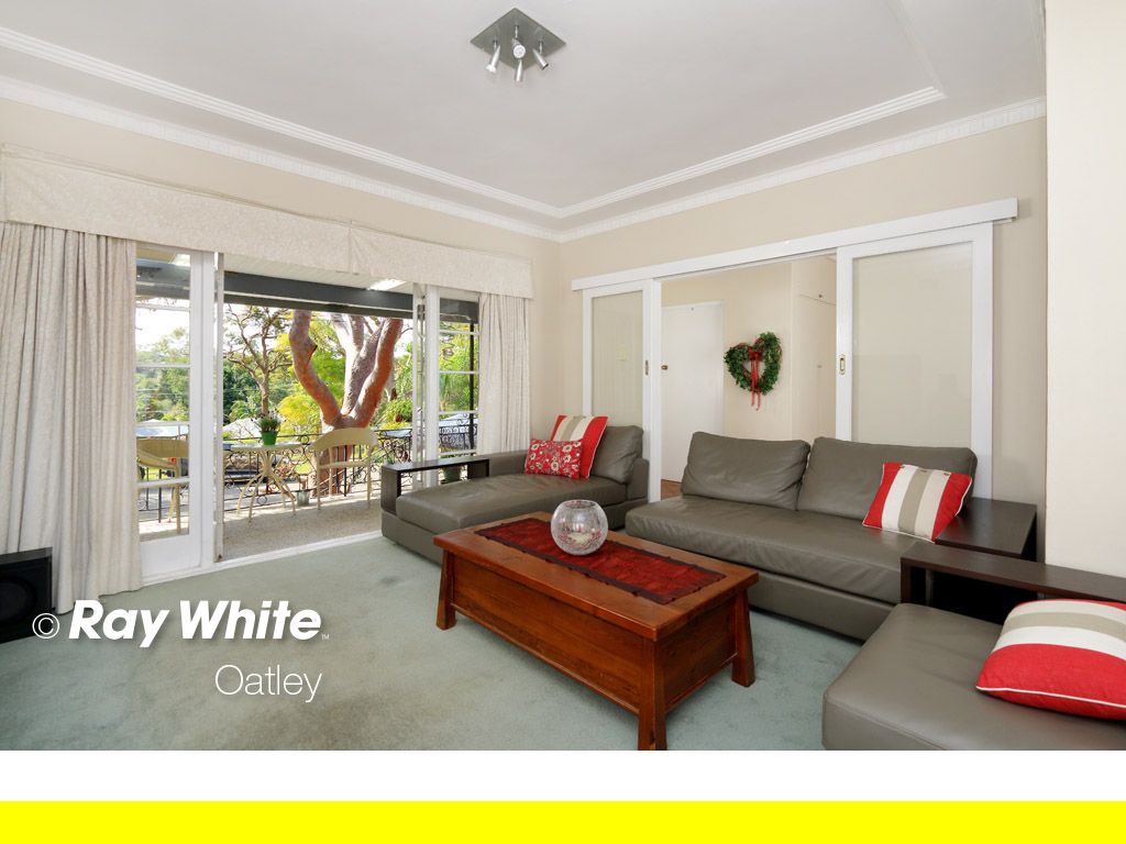 23 Lansdowne Parade, Oatley NSW 2223, Image 2