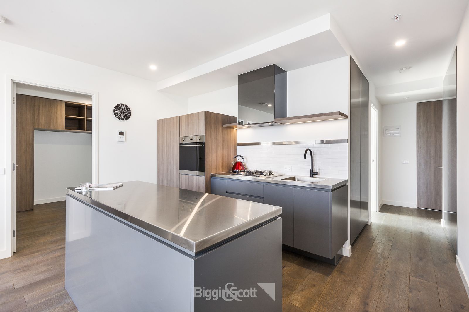 611/132 Burnley Street, Richmond VIC 3121, Image 1