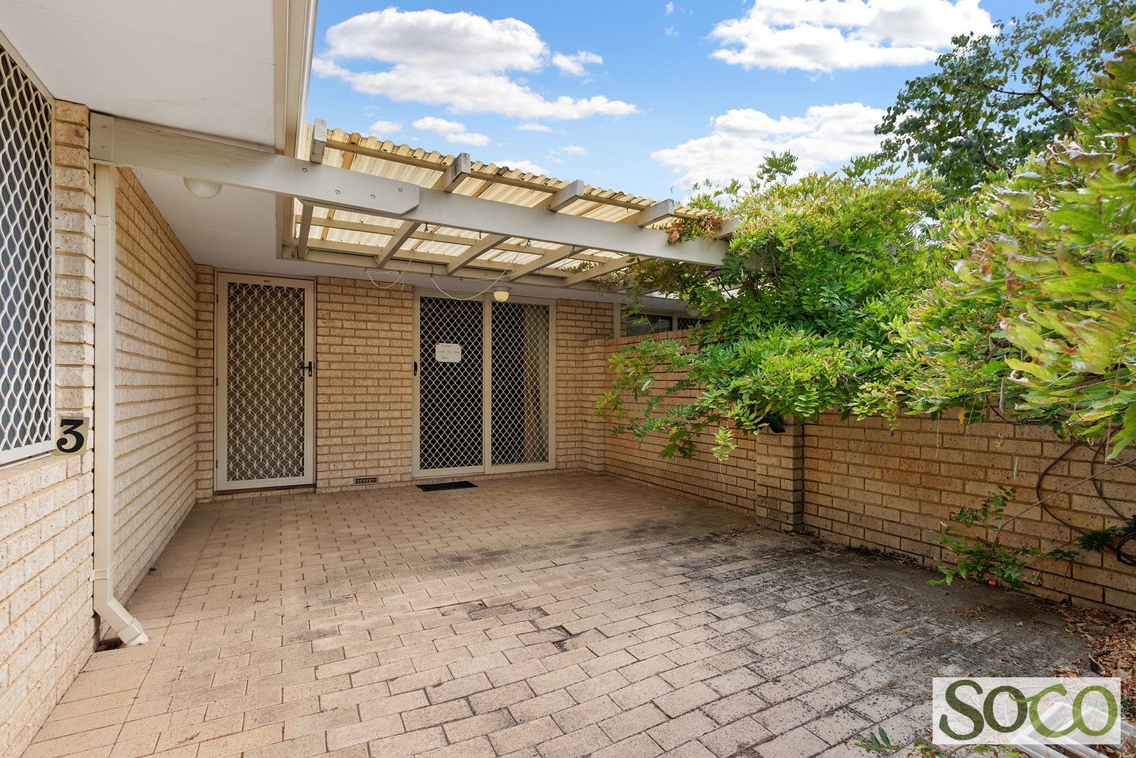 3 bedrooms Villa in 3/129 Robert Street COMO WA, 6152