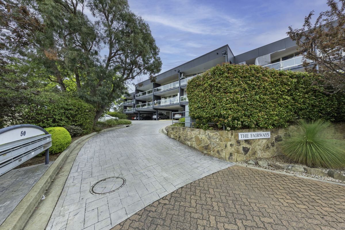 3 bedrooms Apartment / Unit / Flat in 11/50 Leahy Close NARRABUNDAH ACT, 2604
