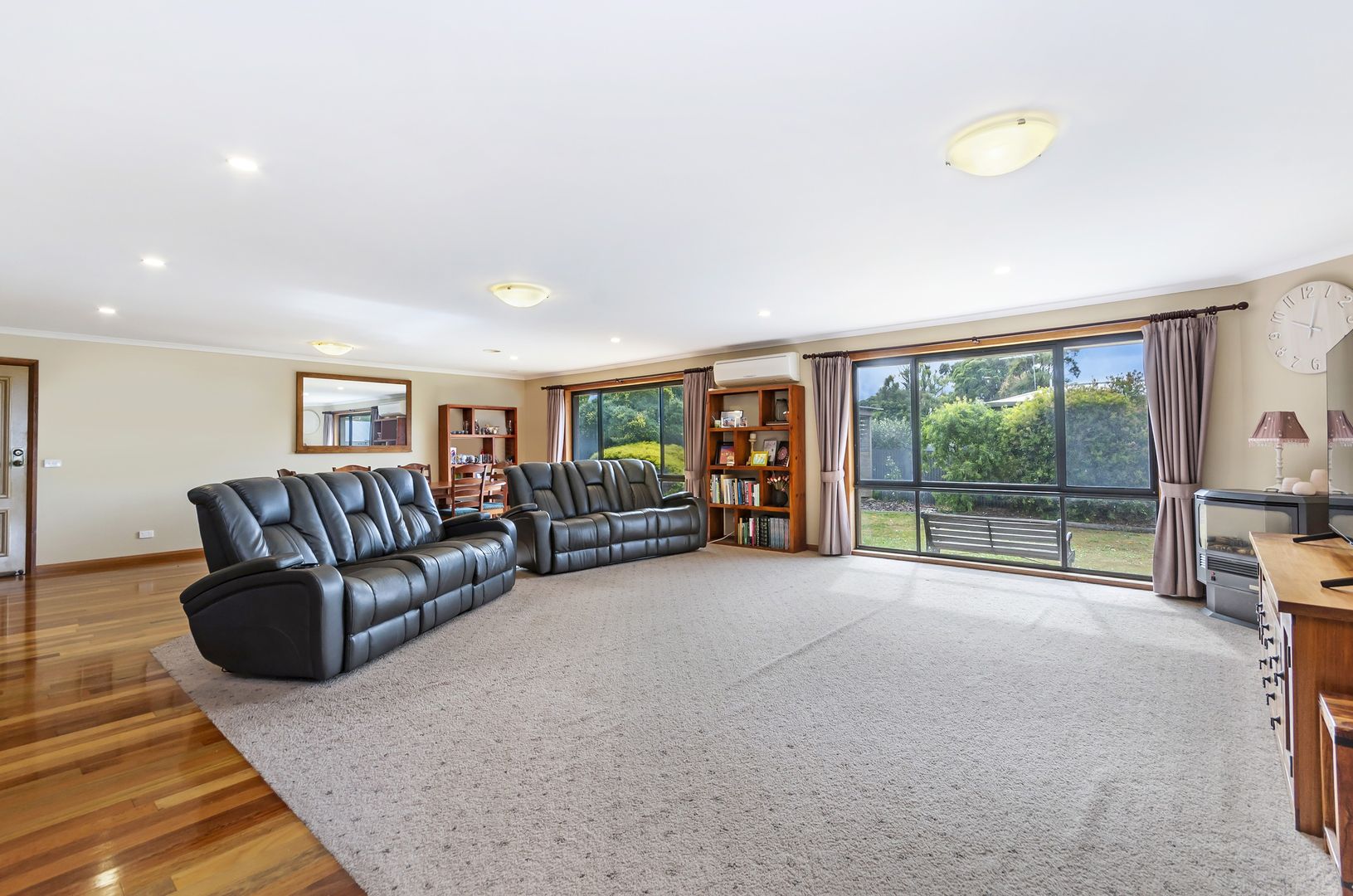 2 Edward Street, Cobden VIC 3266, Image 2