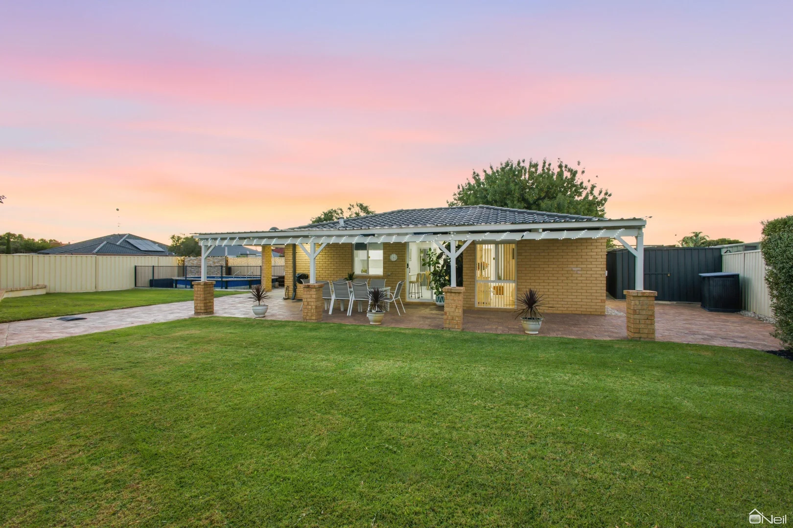 Additional image 25 of 2 Chisholm Circle, Seville Grove WA 6112