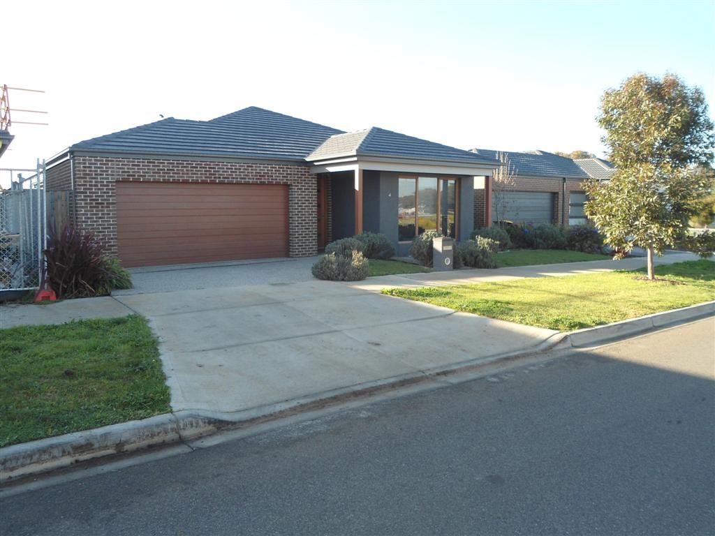 4 Spearys Road, Diggers Rest VIC 3427