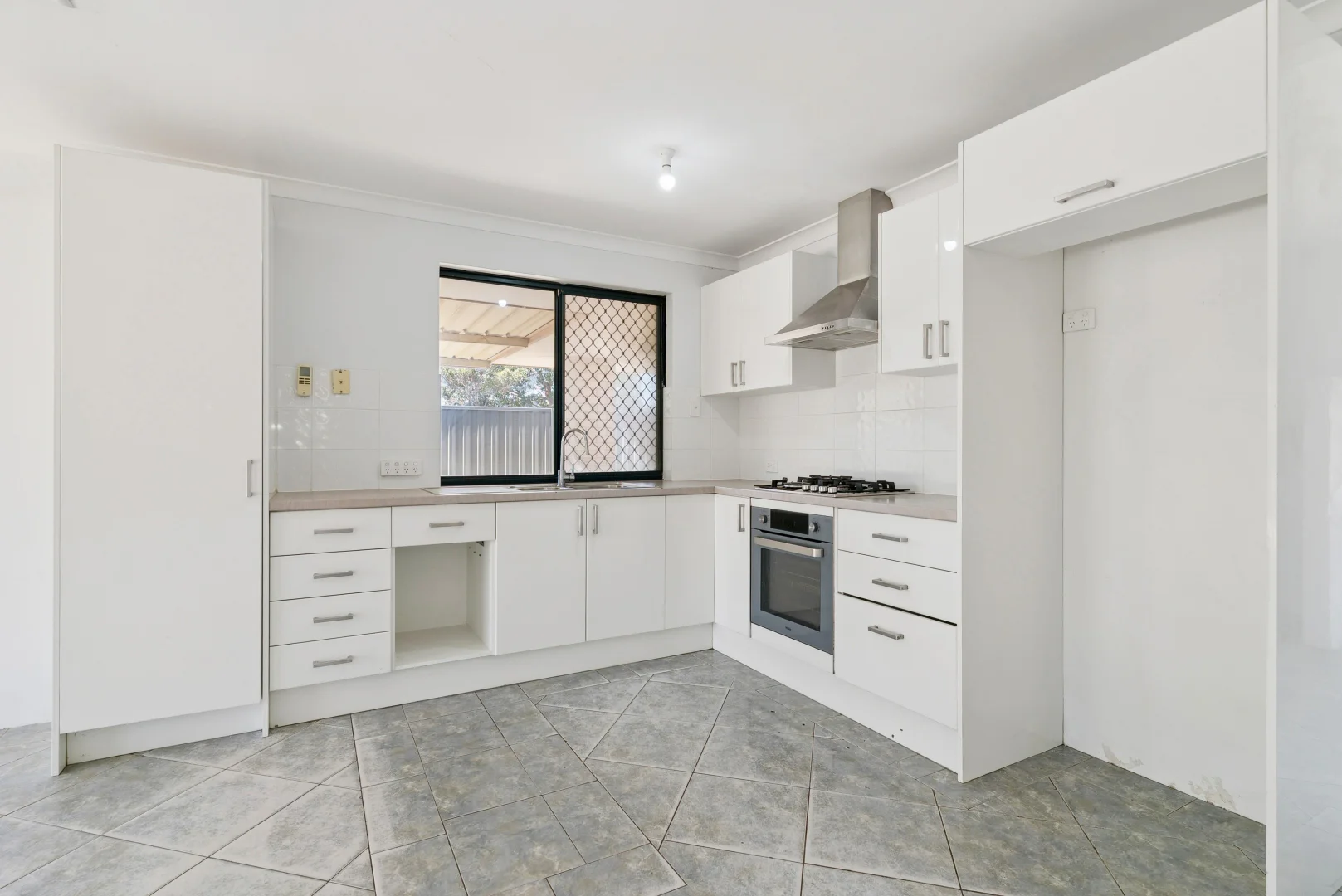 Additional image 12 of 39 Abrolhos Loop, Beckenham WA 6107