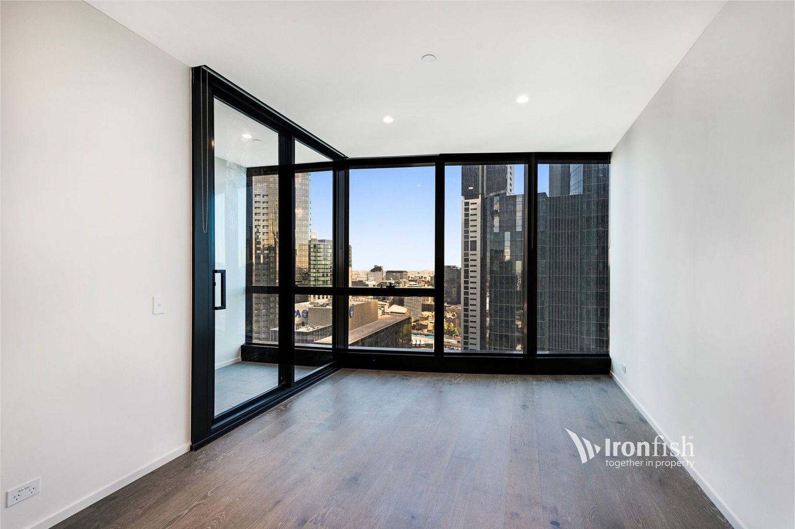 1 bedrooms Apartment / Unit / Flat in 3302/70 Southbank Boulevard SOUTHBANK VIC, 3006