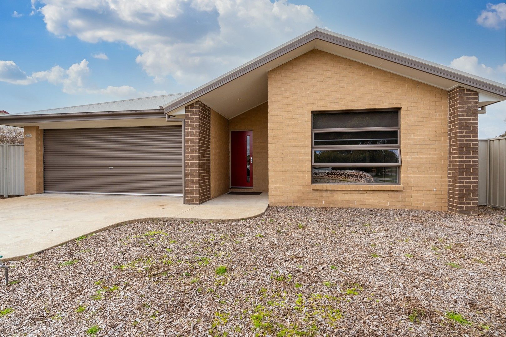 1 & 2/364 Cambourne Street, Lavington NSW 2641, Image 0