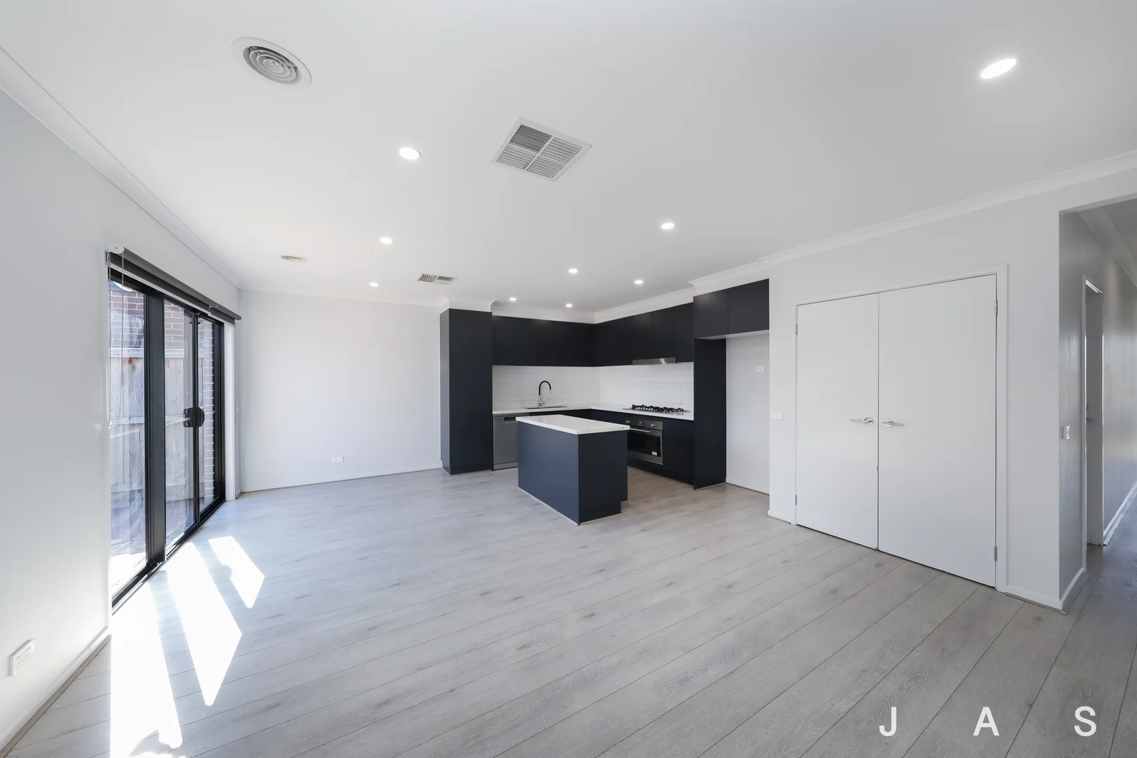 Additional image 6 of 36 Chromite Cct, Weir Views VIC 3338