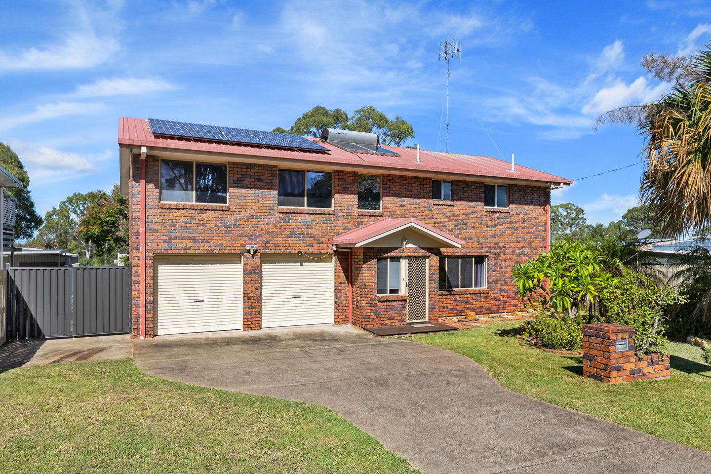 8 Petrel Avenue, River Heads QLD 4655, Image 0