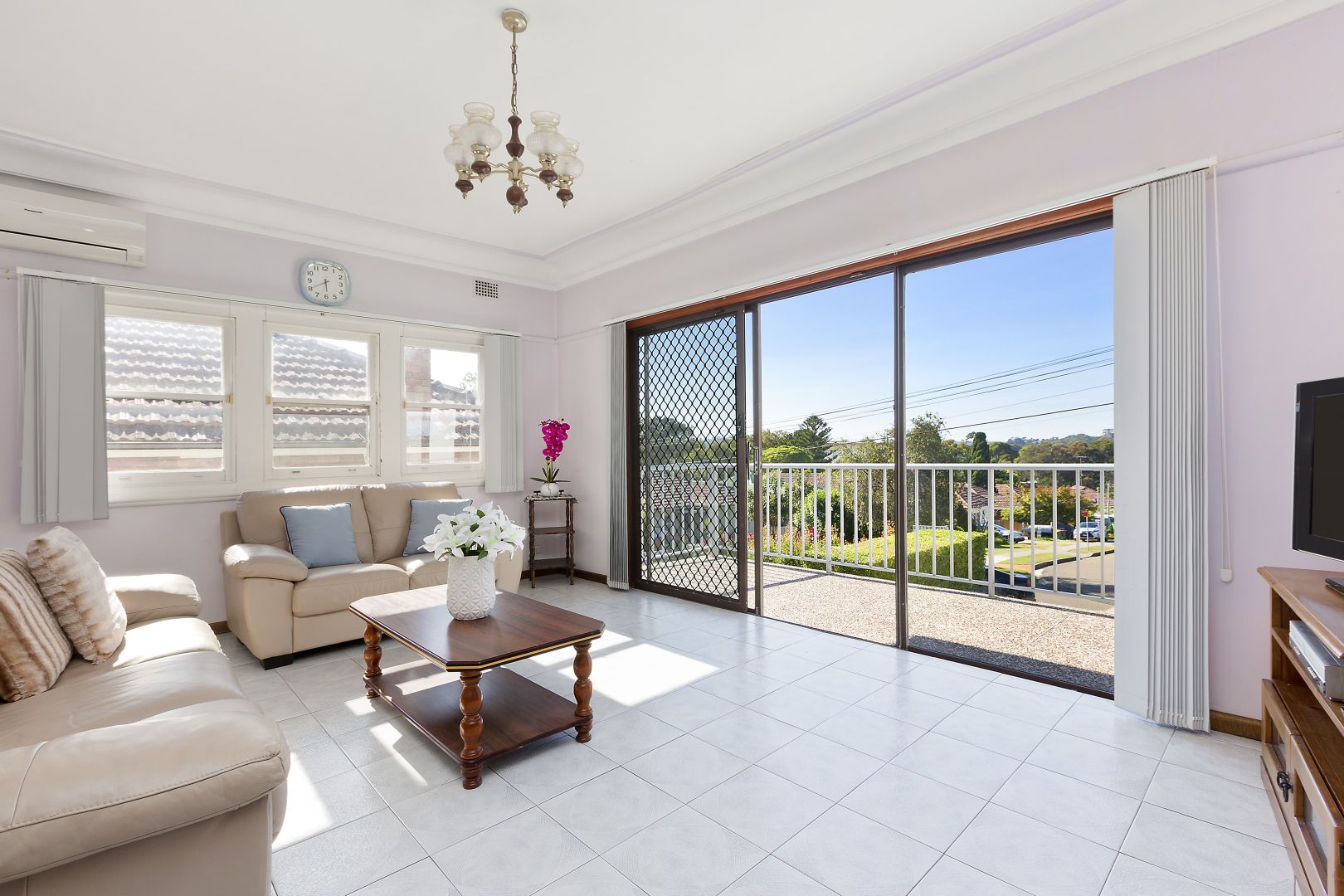 82 Smith Avenue, Allambie Heights NSW 2100, Image 2