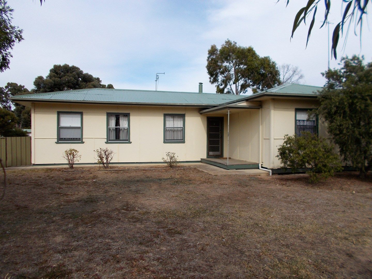 208 Victoria Pde, Bordertown SA 5268, Image 0