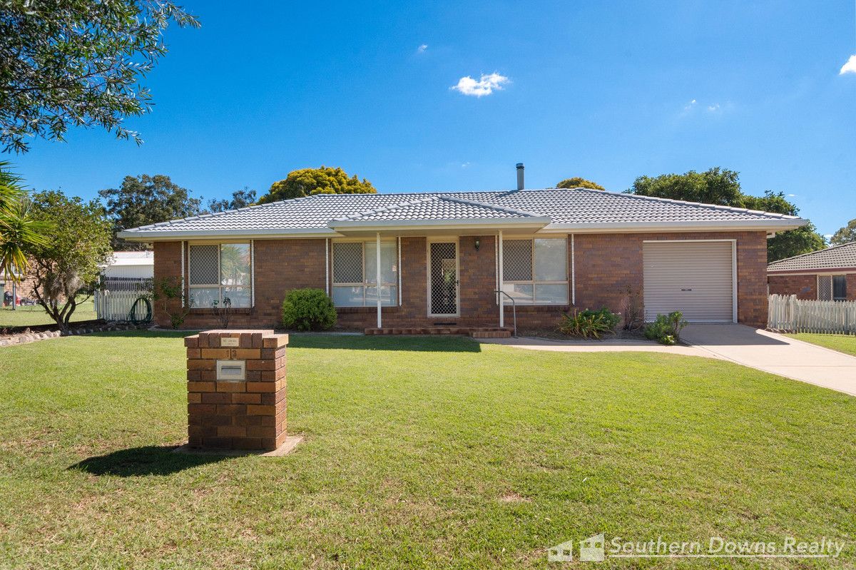 13 Golf Links Avenue, Warwick QLD 4370, Image 0