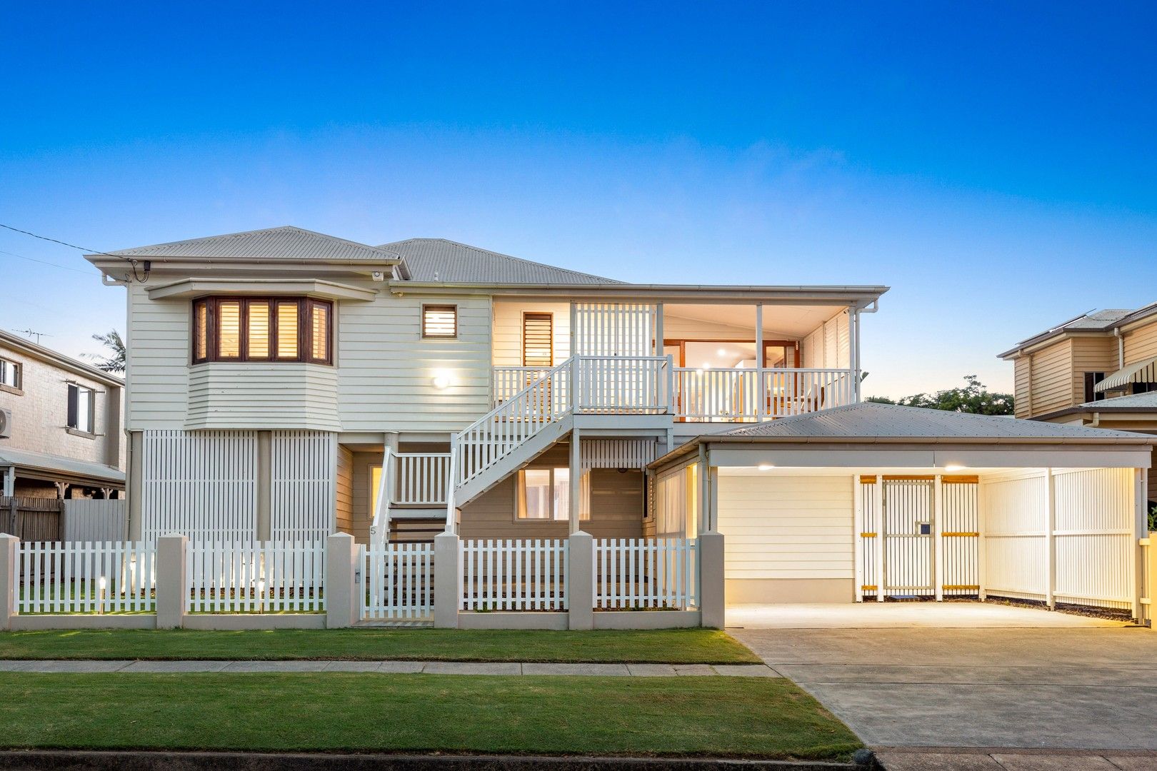 5 bedrooms House in 5 Power Street WAVELL HEIGHTS QLD, 4012
