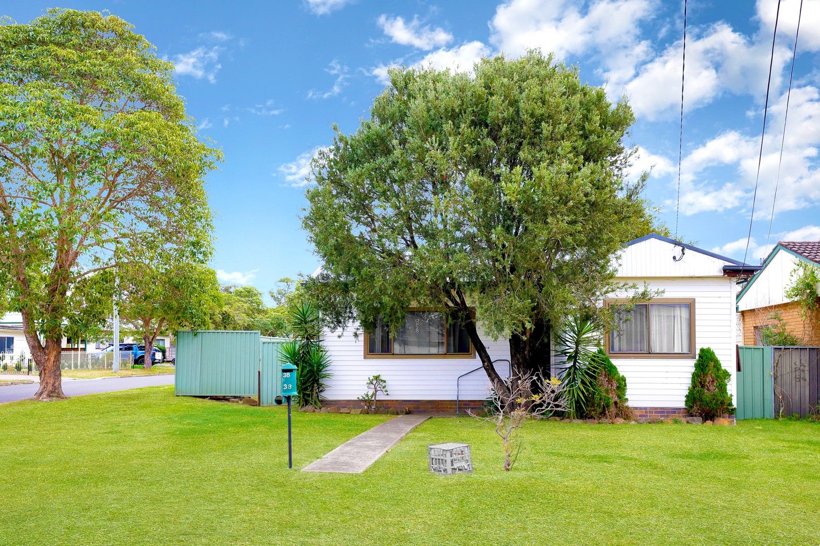 38 Dorothy Crescent, Colyton NSW 2760, Image 0