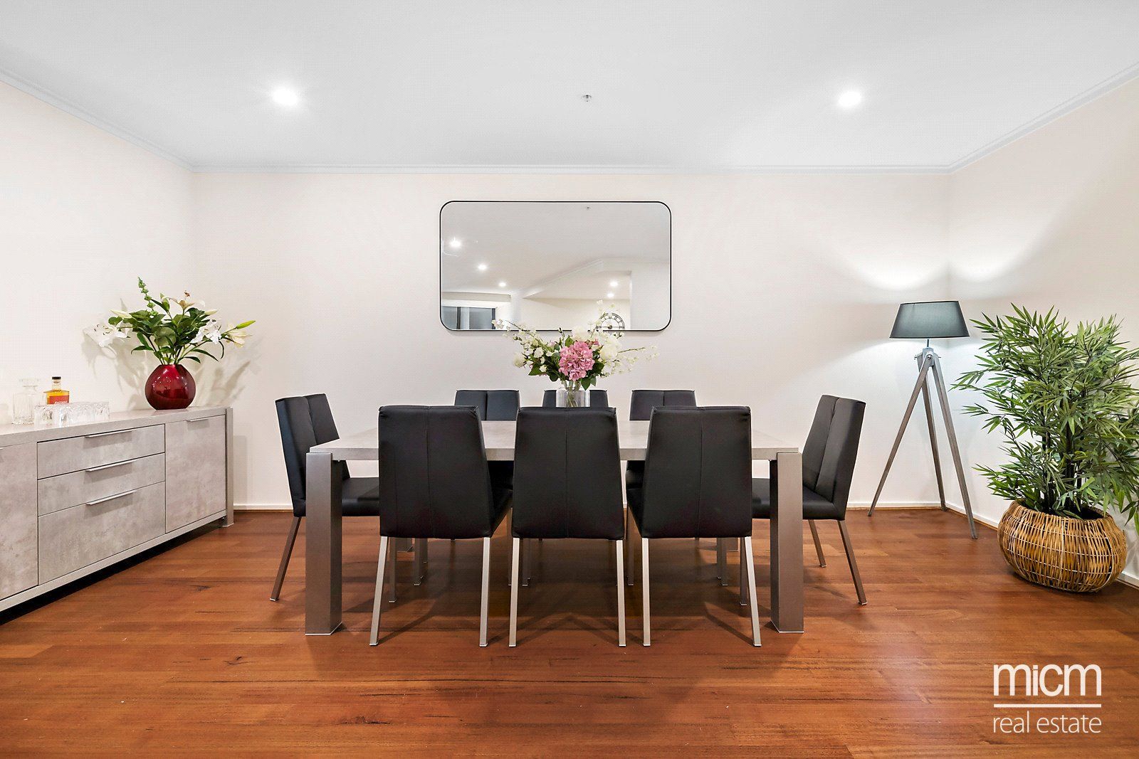 702/63 Whiteman Street, Southbank VIC 3006, Image 2