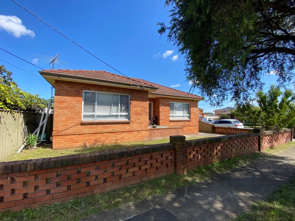 3 bedrooms House in 1 Carnegie Street AUBURN NSW, 2144