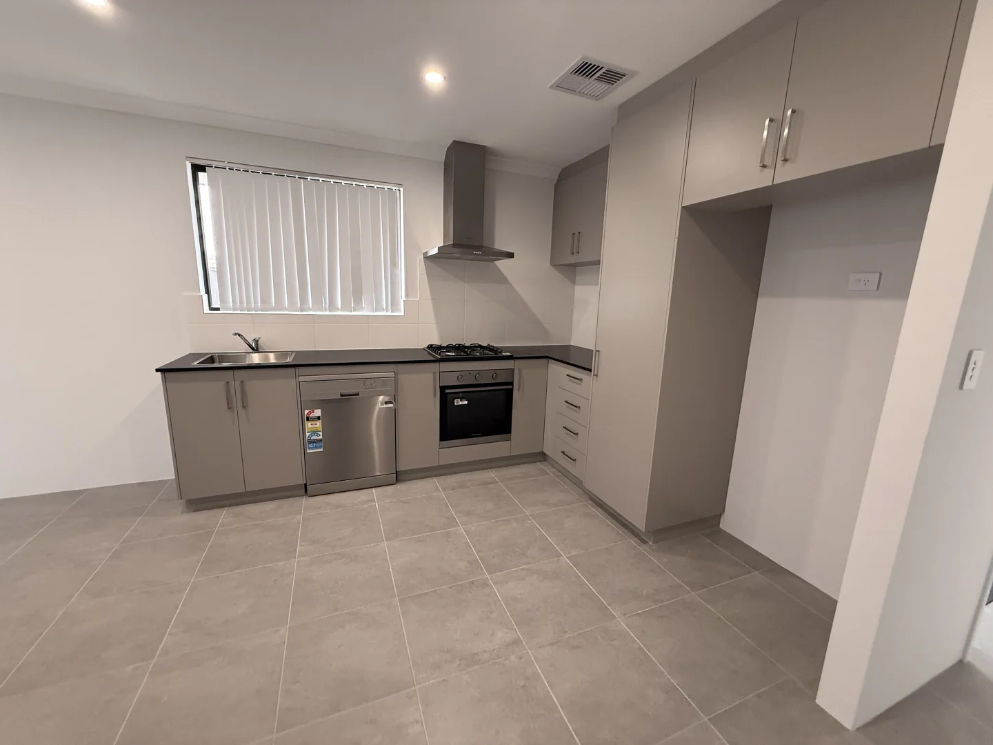 Additional image 3 of 12a Manresa Road, Madora Bay WA 6210