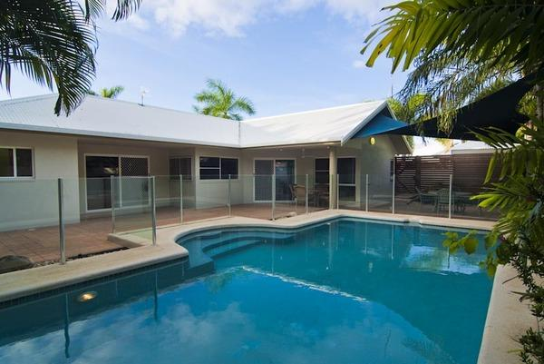 6 Miara Close, Kewarra Beach QLD 4879