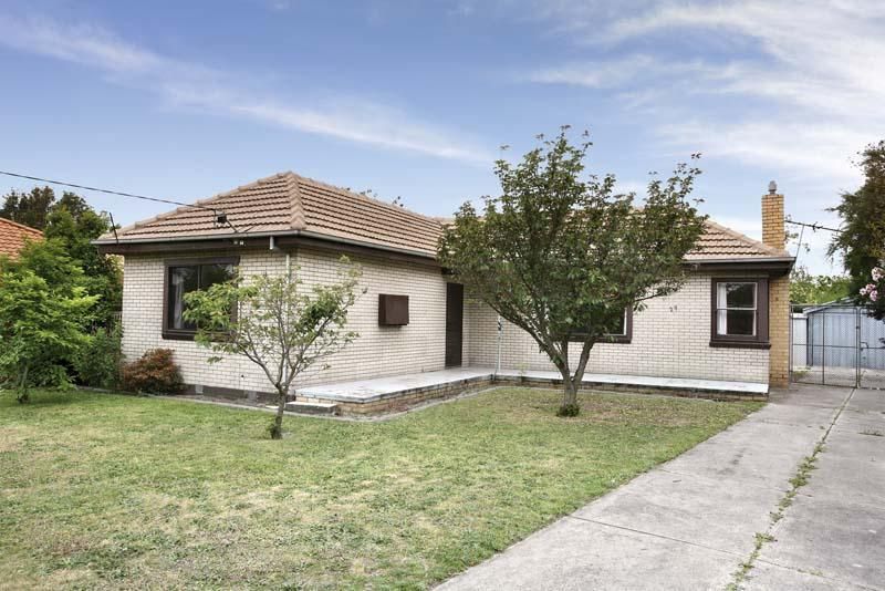 3 bedrooms House in 27 Newport Road CLAYTON SOUTH VIC, 3169