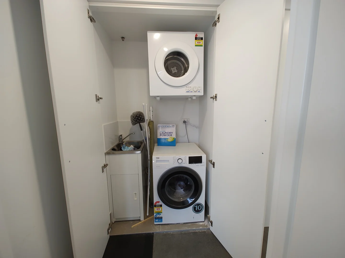 Image 12