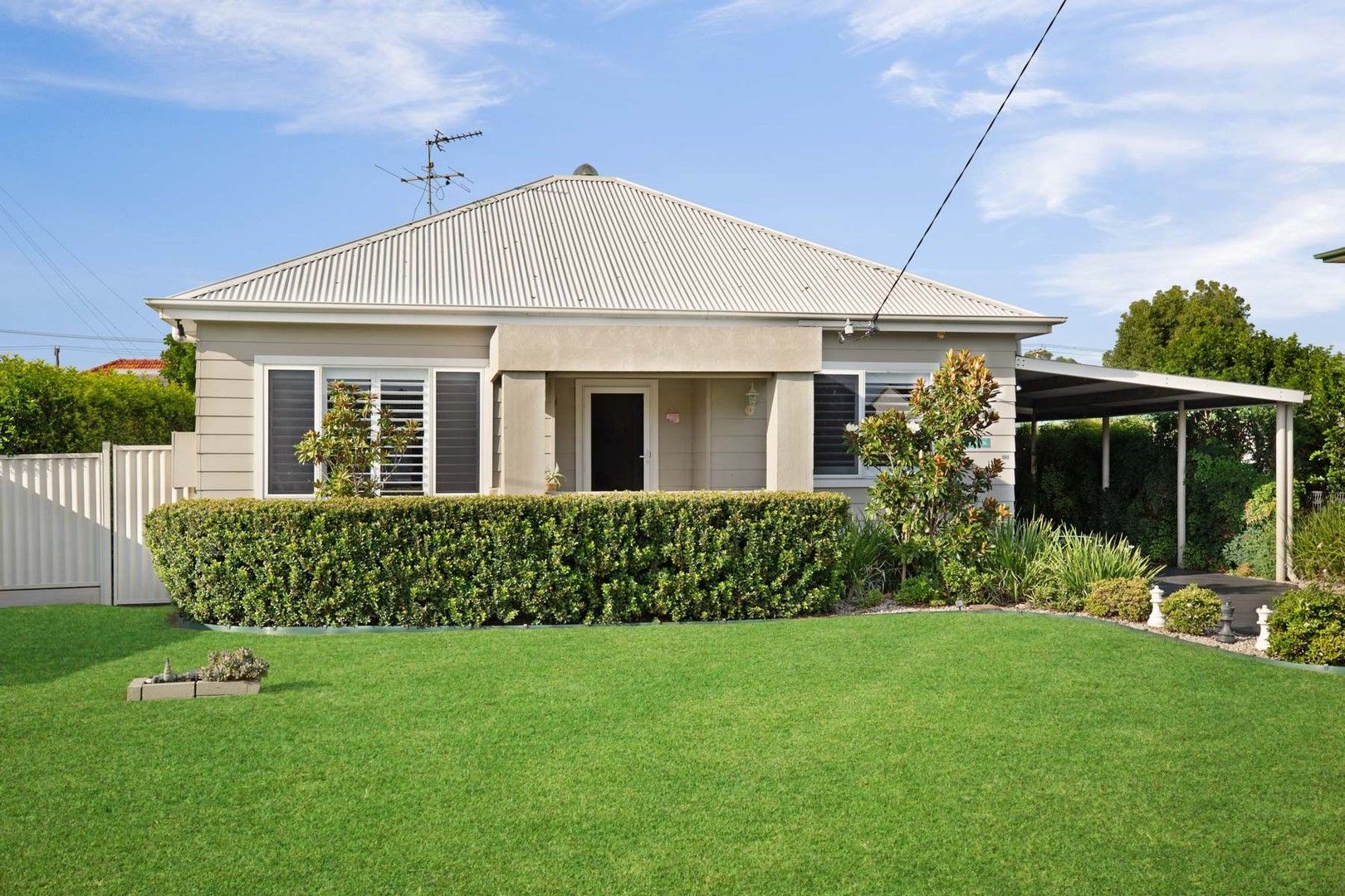 10 Arthur Street, Cardiff South NSW 2285, Image 0