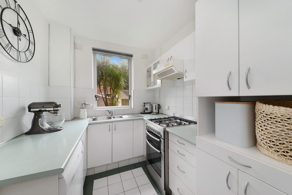 2 bedrooms Apartment / Unit / Flat in 25/372 Edgecliff Road WOOLLAHRA NSW, 2025