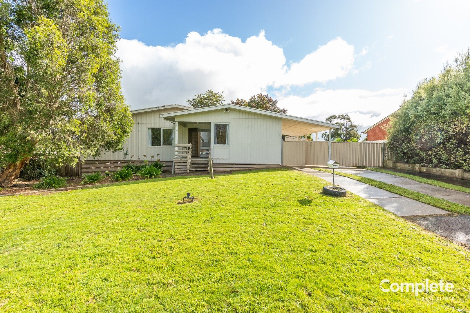3 bedrooms House in 4 MAROONGA CRESCENT MOUNT GAMBIER SA, 5290