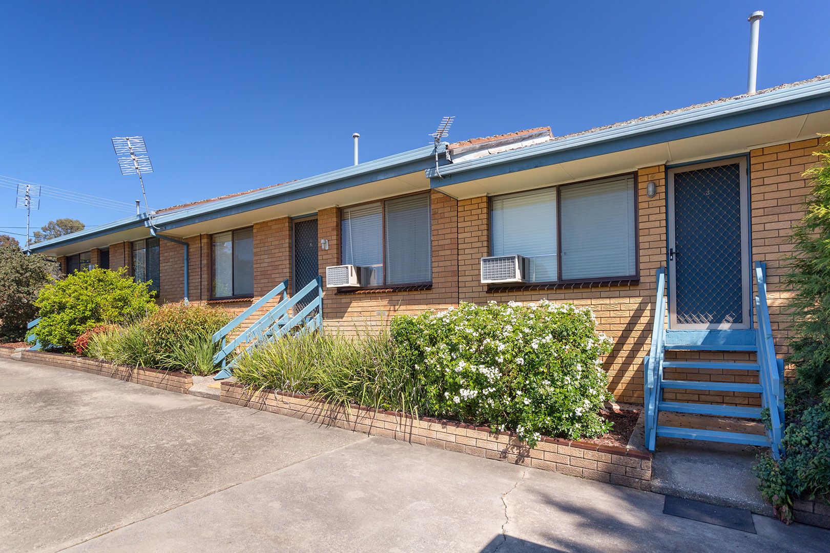 1-4/682 Wilkinson Street, Glenroy NSW 2640, Image 0