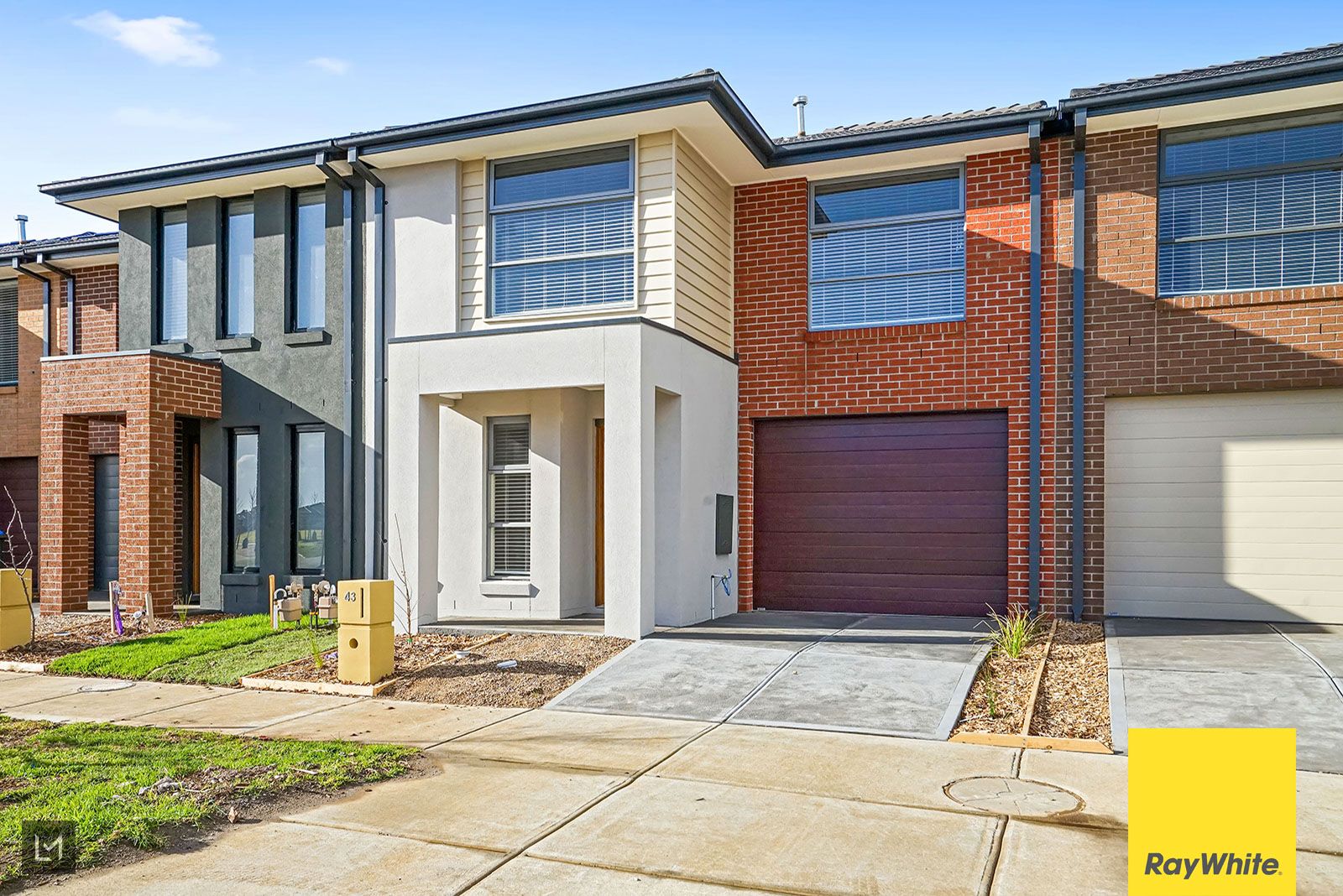 4 bedrooms House in 43 Mulholland Drive TARNEIT VIC, 3029