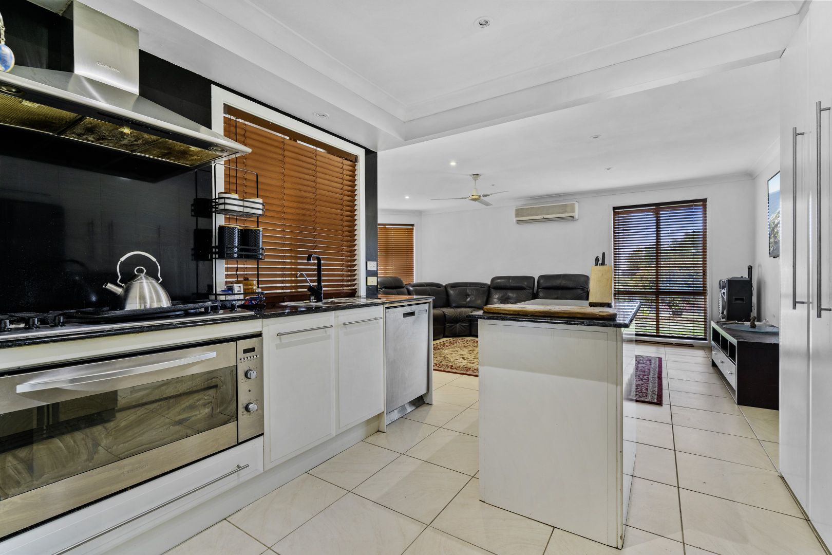 2 Numbat Place, Buxton NSW 2571, Image 1