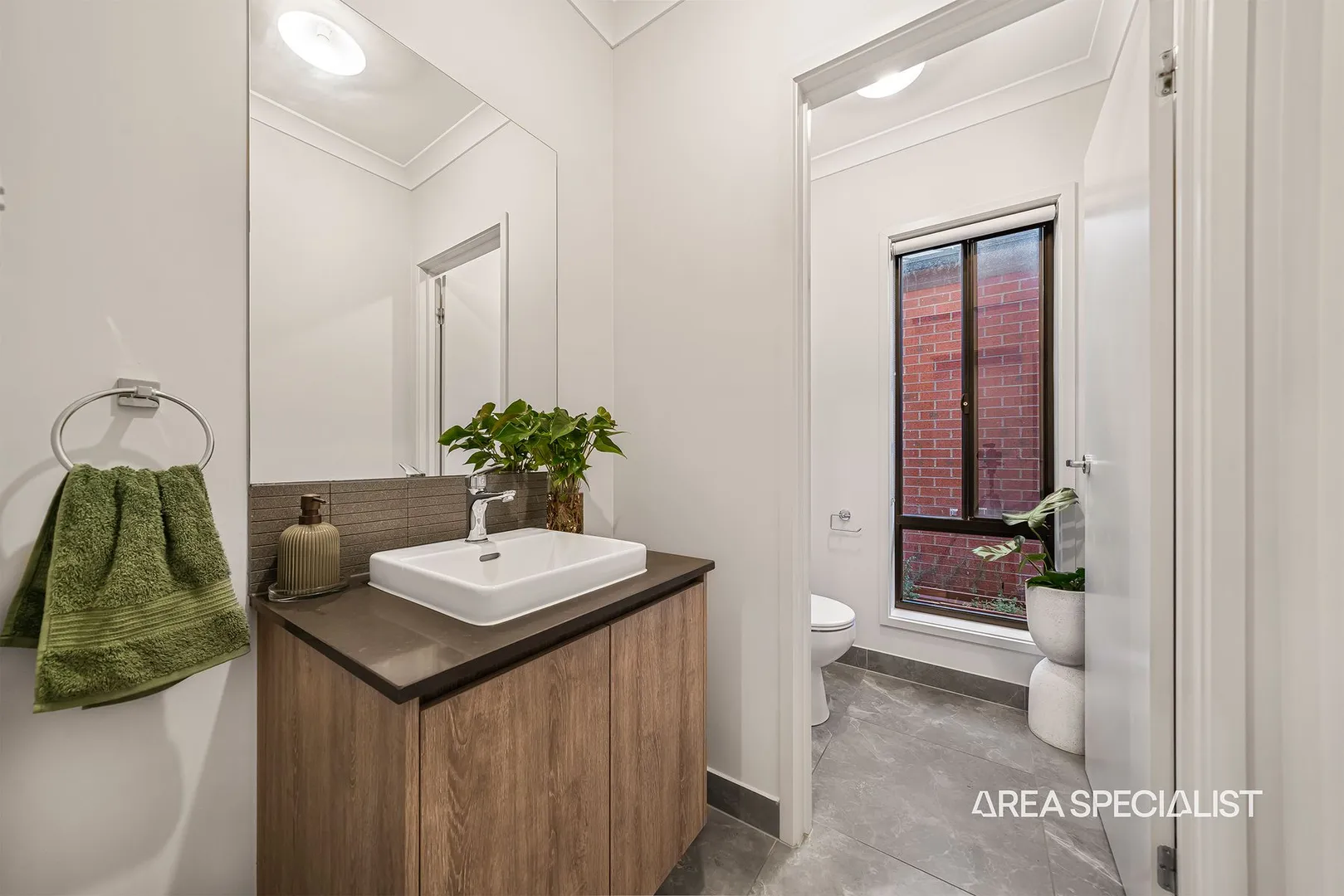 LISTED AS: Effortless Luxury Living in the Heart of Harpley Estate! - View 5