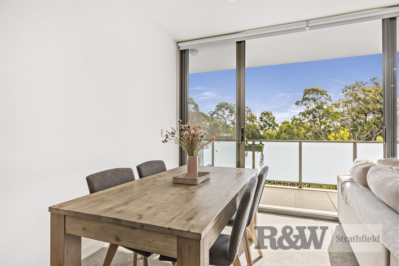 A103/17 HANNA STREET, Potts Hill NSW 2143, Image 2