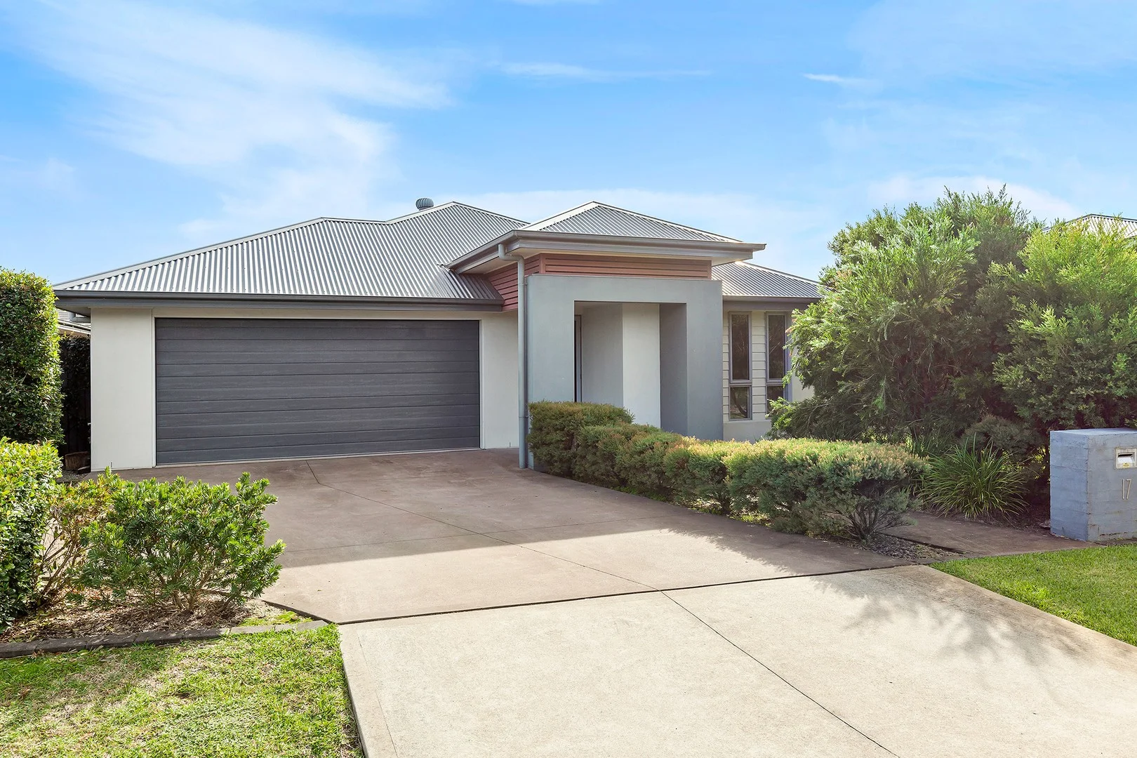 17 Glider Avenue, Fern Bay NSW 2295