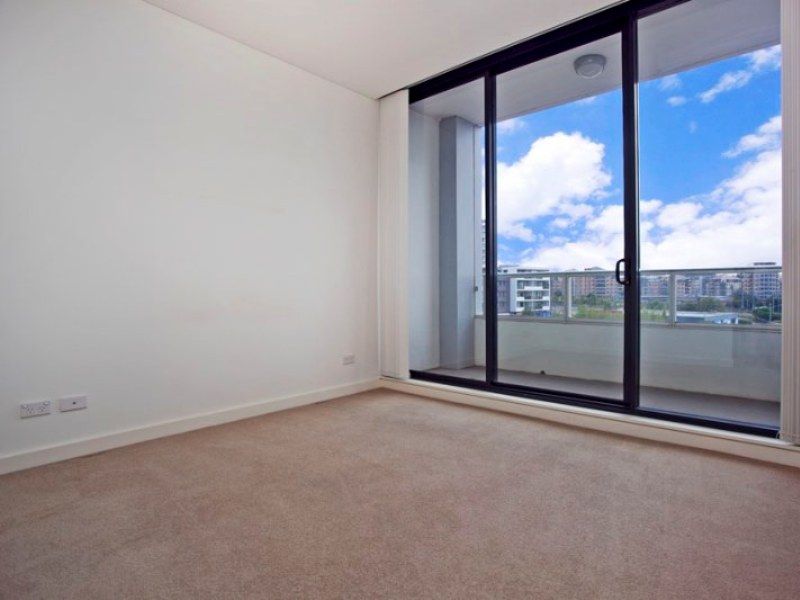 1 bedrooms Apartment / Unit / Flat in 803/12 Brodie Spark Drive WOLLI CREEK NSW, 2205