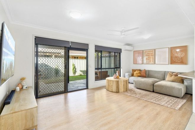 Picture of 2/16 Martin Street, NERANG QLD 4211