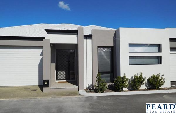 3 bedrooms House in 12/2 Fowey Loop MINDARIE WA, 6030