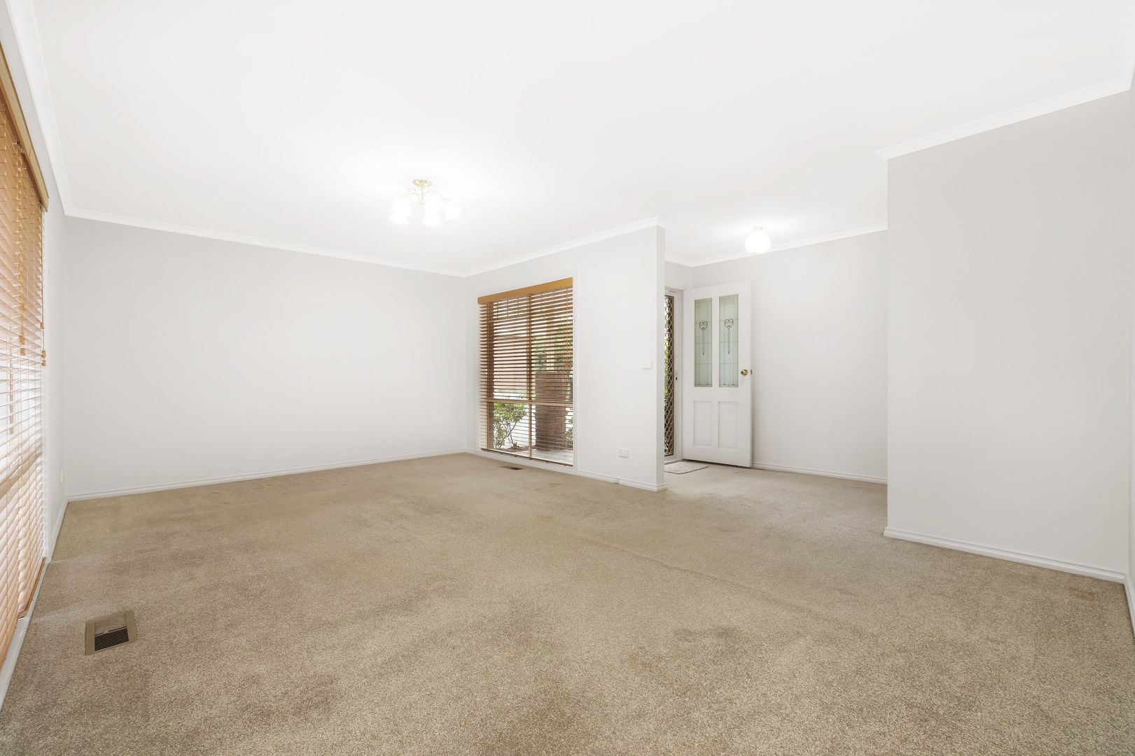 3/5 Graham Court, Macleod VIC 3085, Image 2