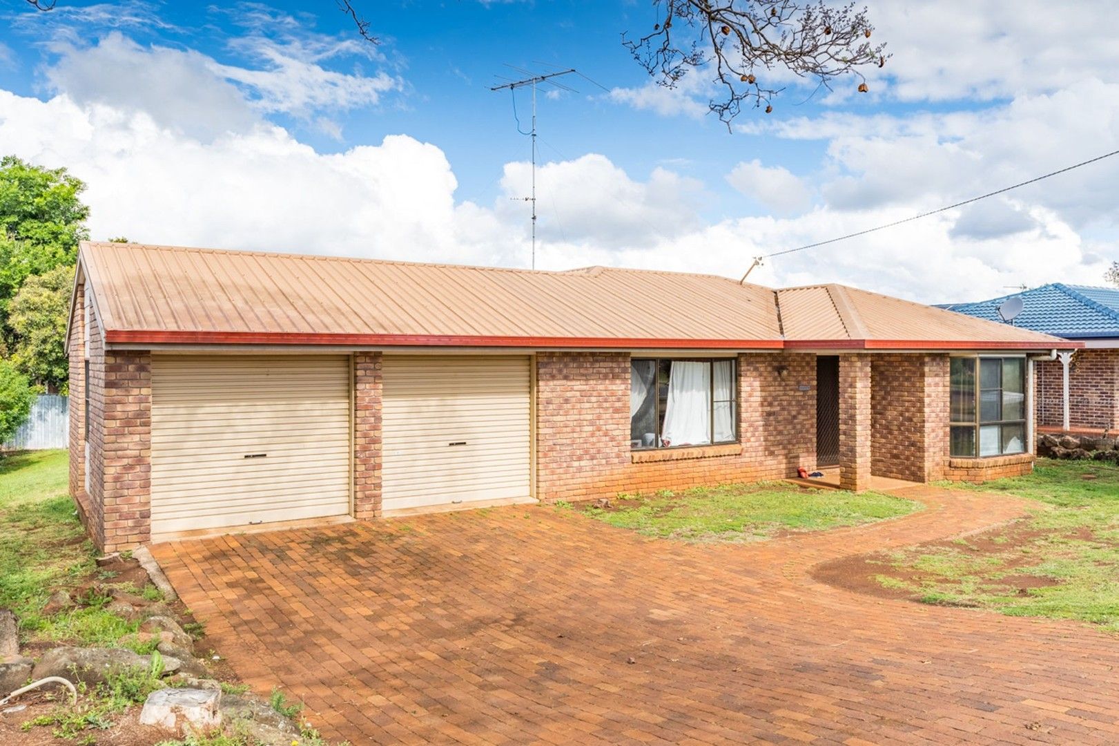 348 West Street, Kearneys Spring QLD 4350, Image 0